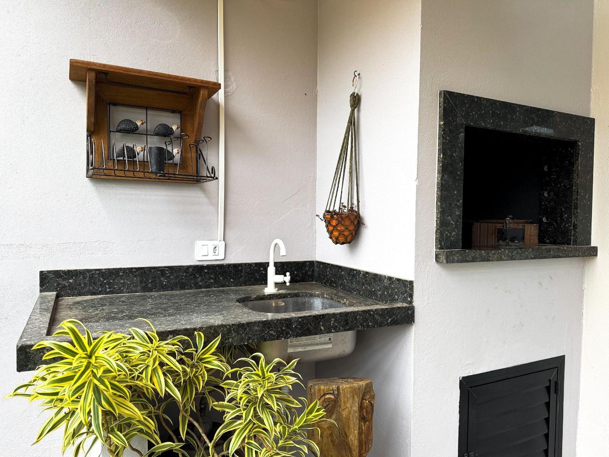 Casa Ramundo: Relaxe, Explore E Divirta-Se! Пеня Екстериор снимка